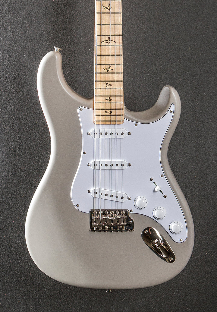 John Mayer Silver Sky w/Maple '23