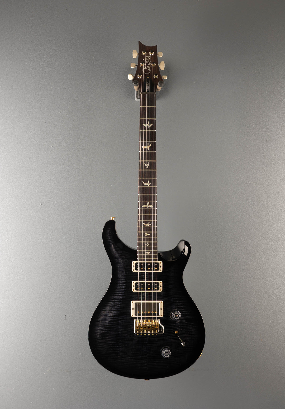 Studio 10 Top - Gray Black Smokewrap Burst