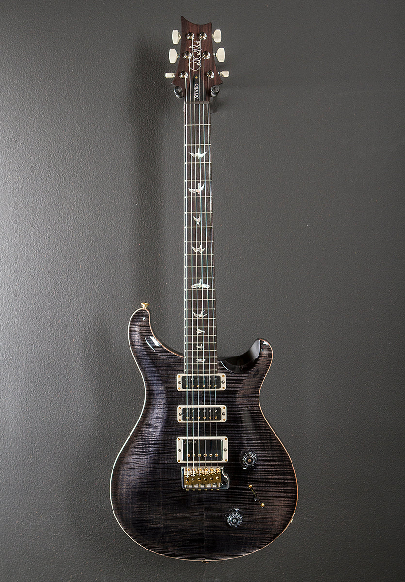 Studio 10 Top - Gray Black