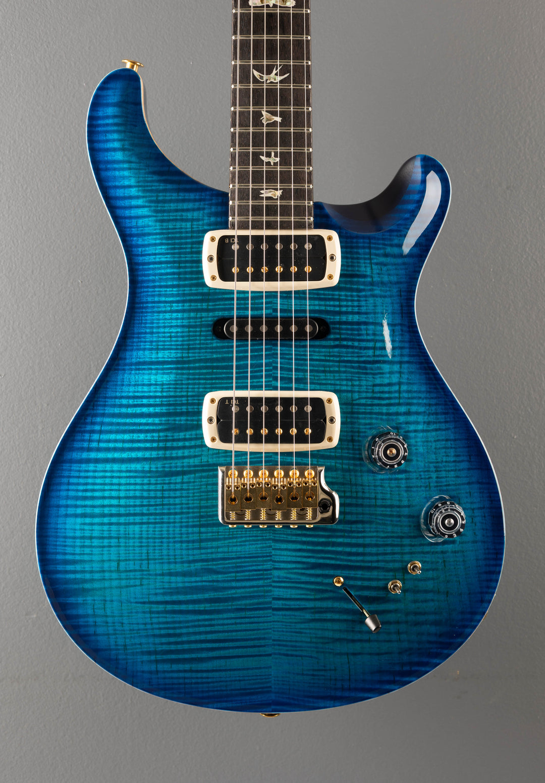 Modern Eagle V 10 Top - Carroll Blue Blue Burst w/ Blue Back