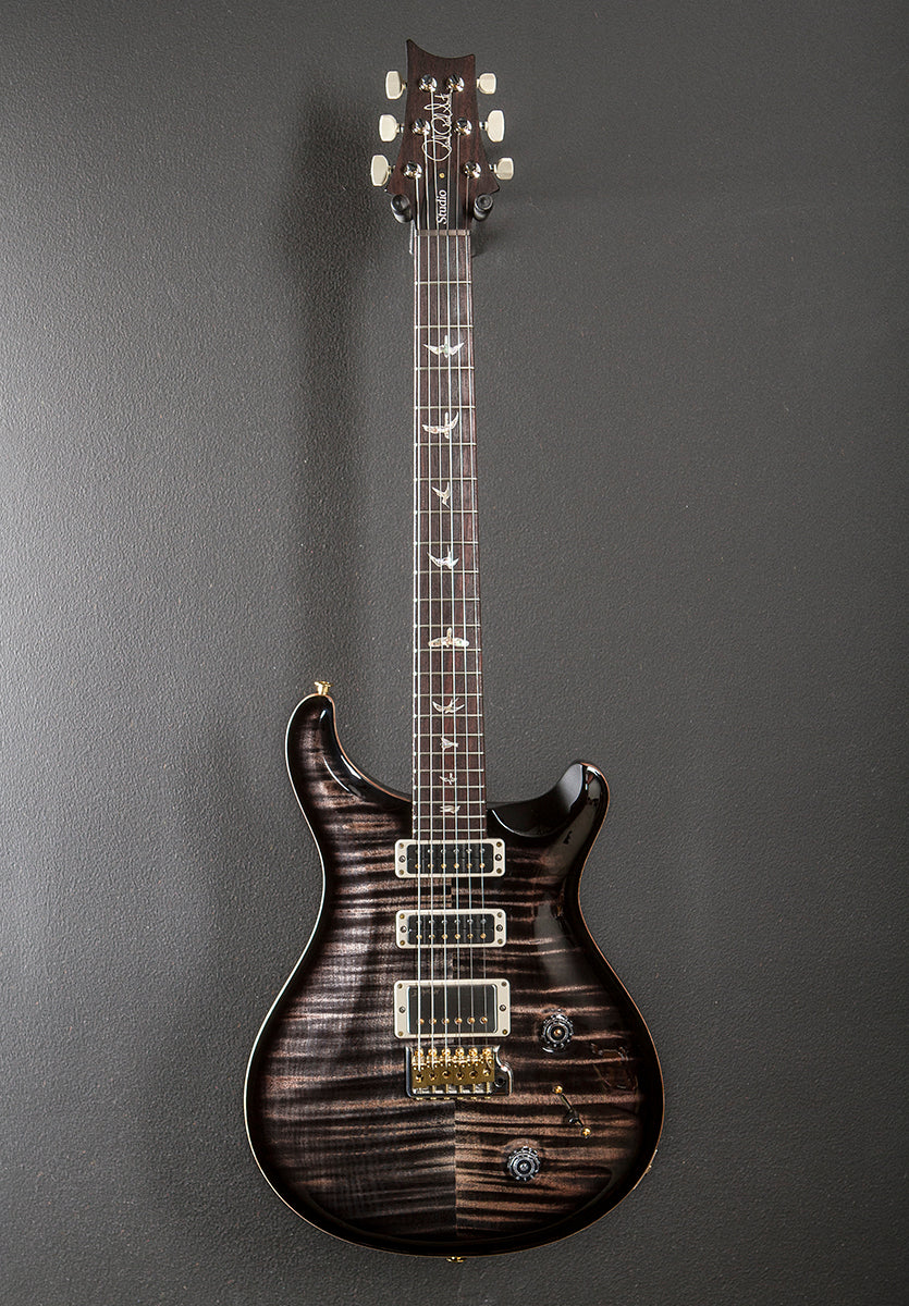 Studio 10 Top - Charcoal Burst