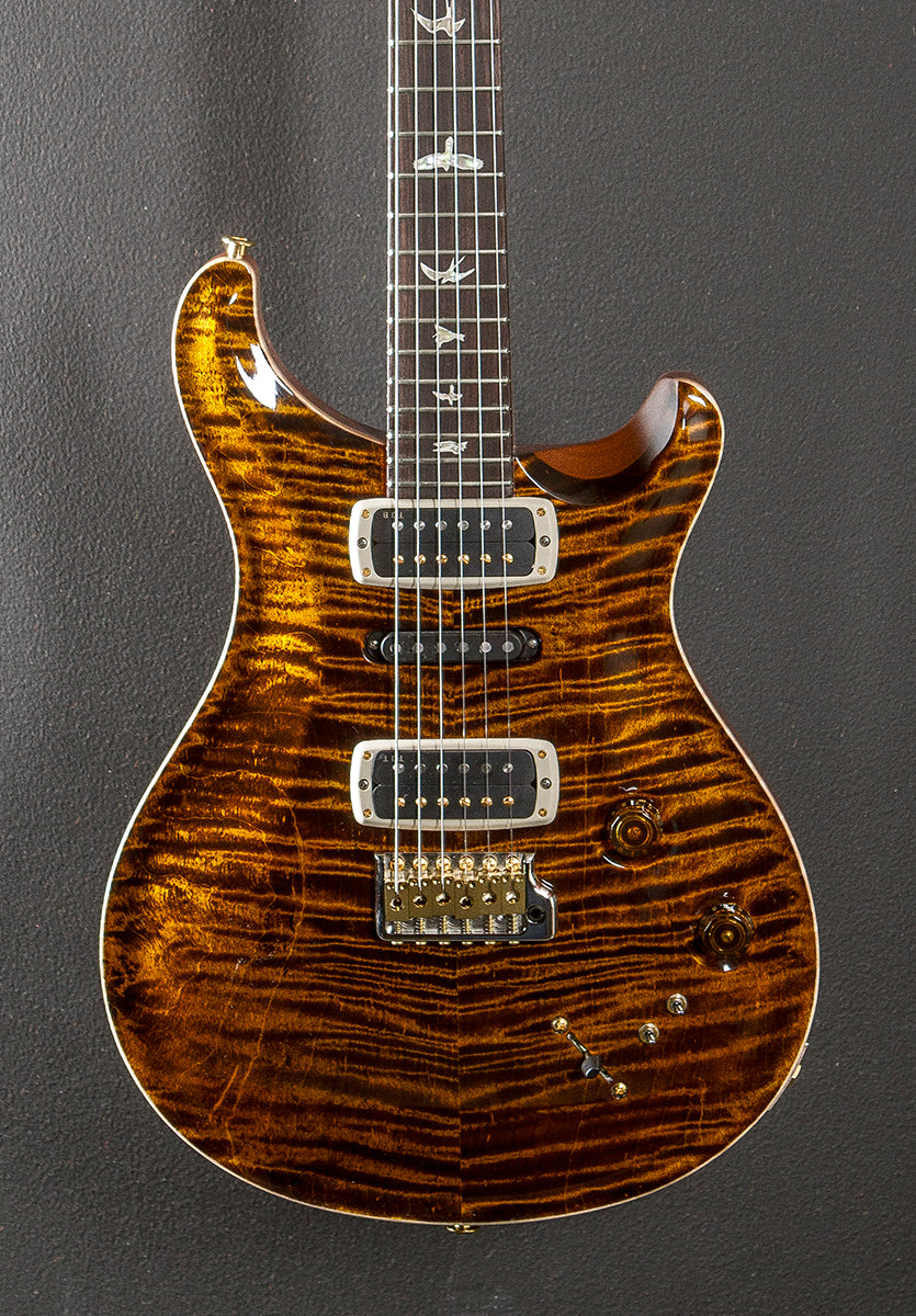 Modern Eagle V 10 Top - Yellow Tiger