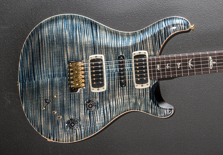 Modern Eagle V 10 Top - Faded Whale Blue