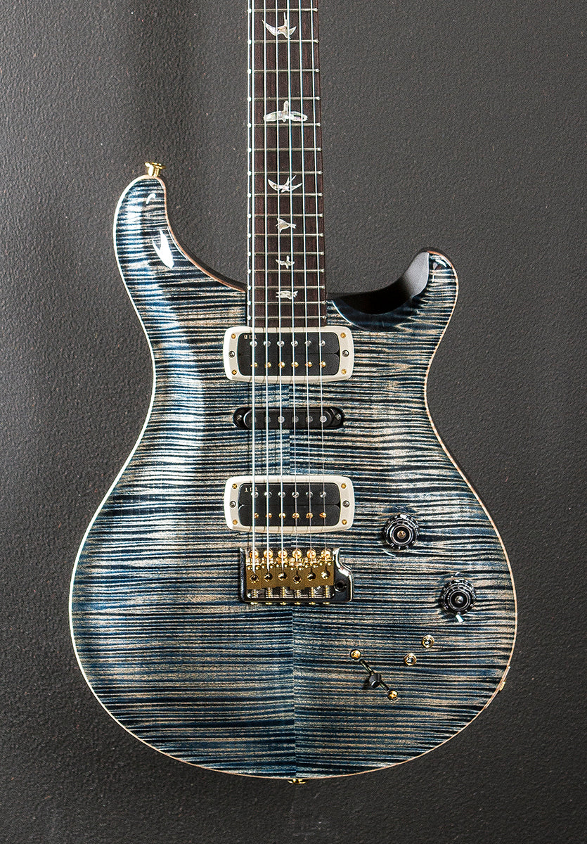 Modern Eagle V 10 Top - Faded Whale Blue