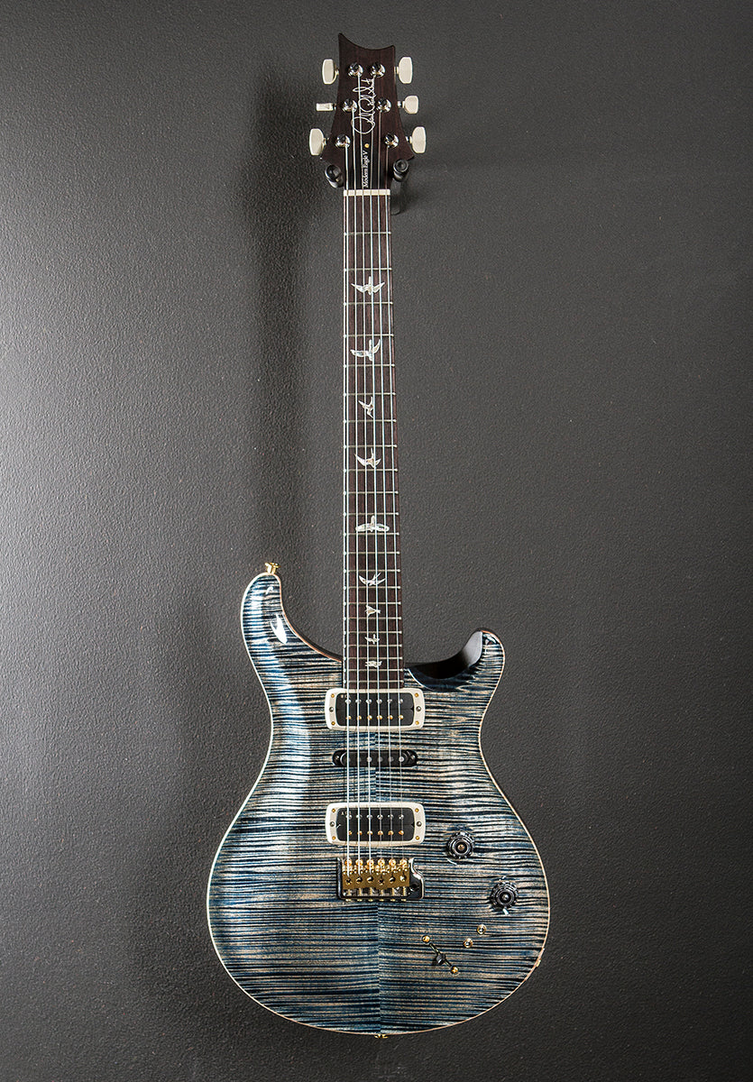 Modern Eagle V 10 Top - Faded Whale Blue