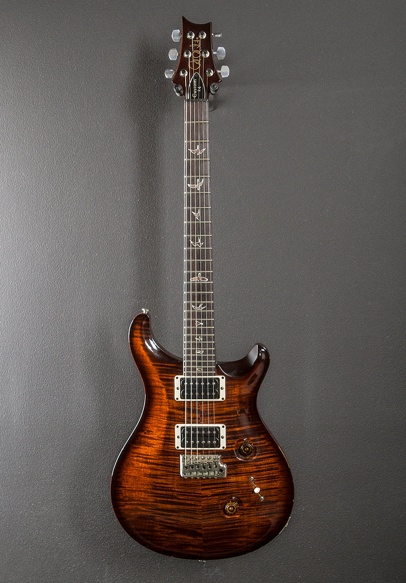 Custom 24 10 Top '11