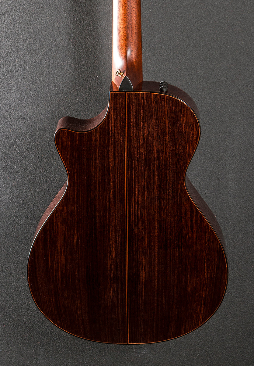 C52CE 12-Fret 12 String '24