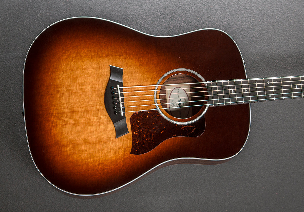 210E-SB DLX – Dave's Guitar Shop