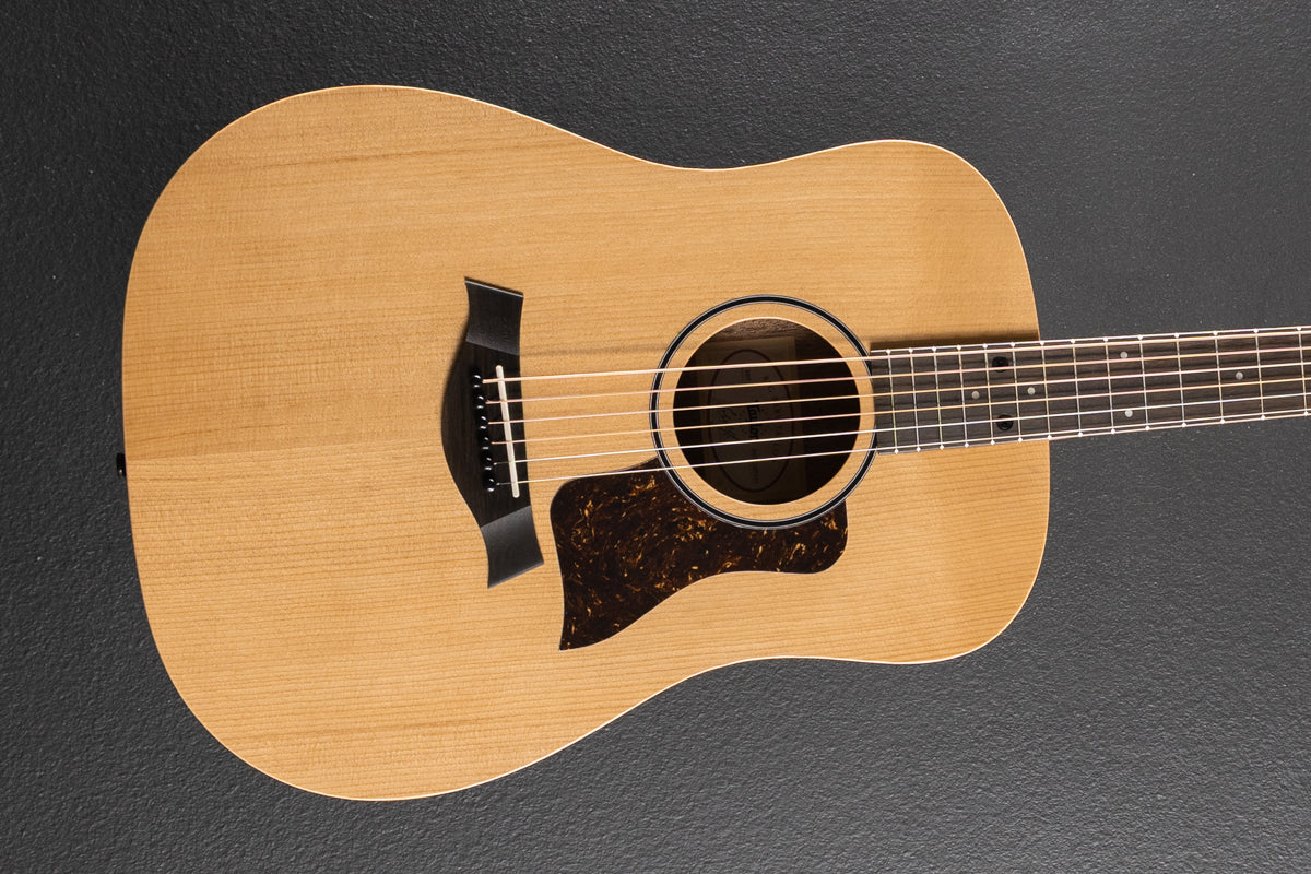 Used Big Baby Taylor (BBT) '26 – Dave's Guitar Shop
