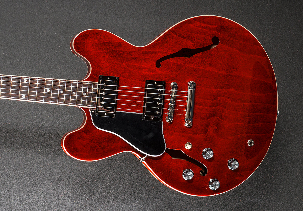 ES-335 Left Hand - Sixties Cherry – Dave's Guitar Shop