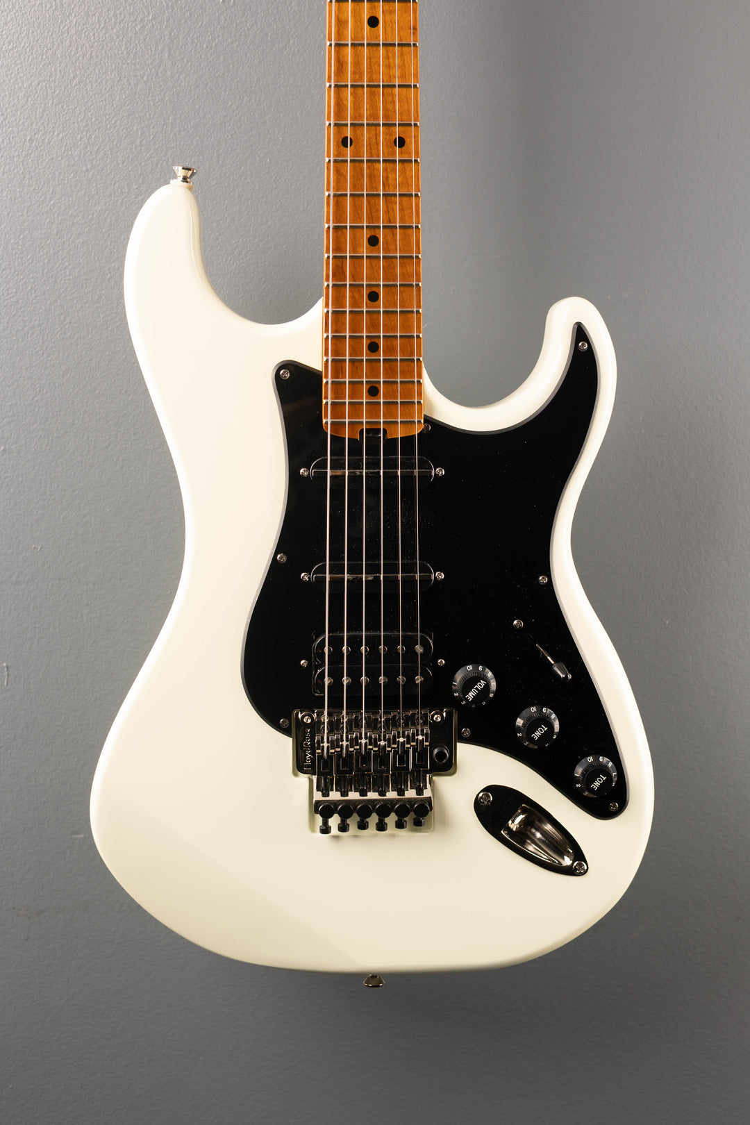 Pacer Deluxe - Classic White