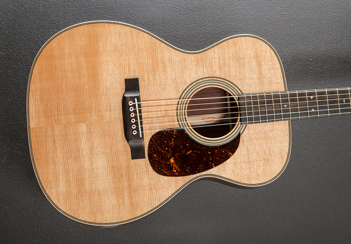 000-28 Modern Deluxe