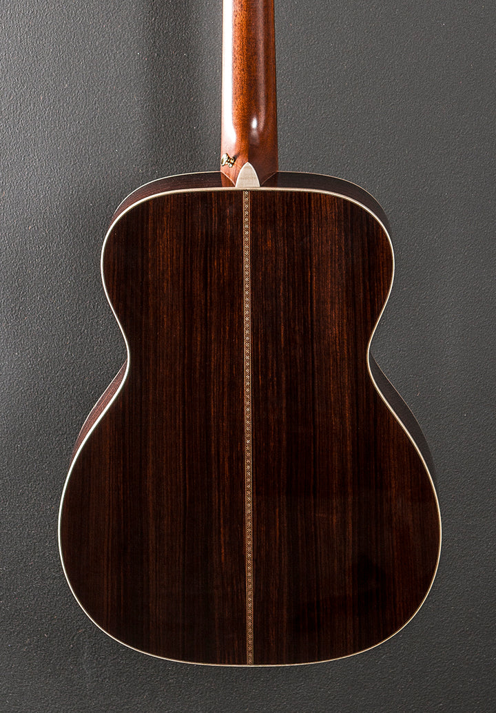 OM-28E Modern Deluxe '23