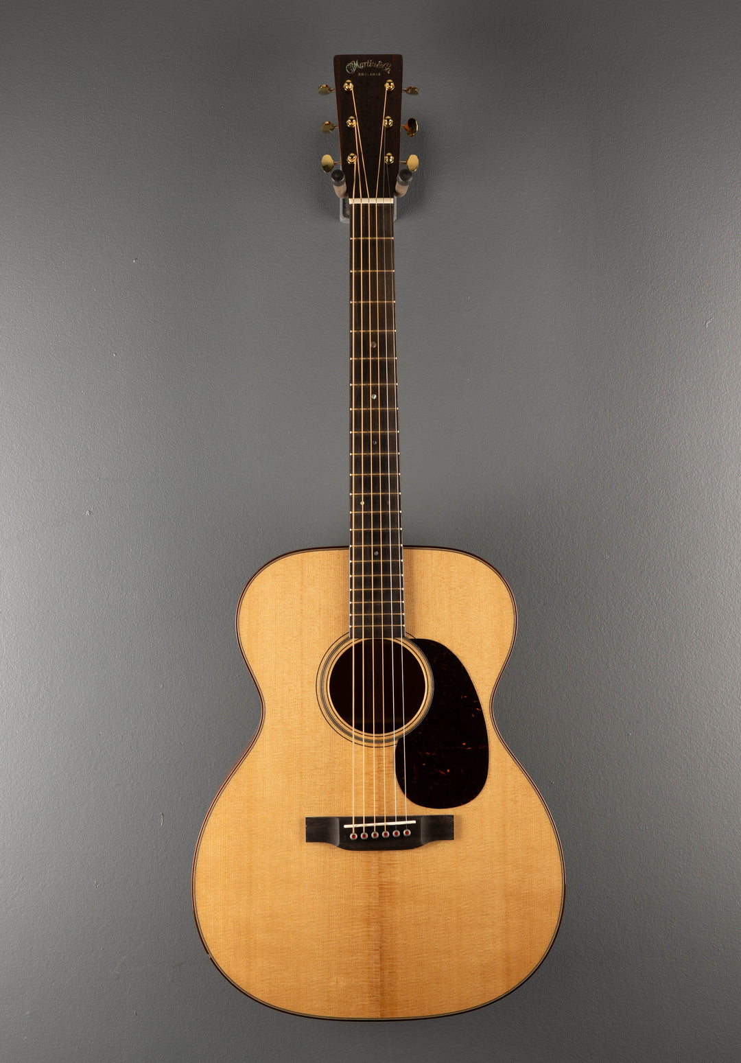 000-18 Modern Deluxe