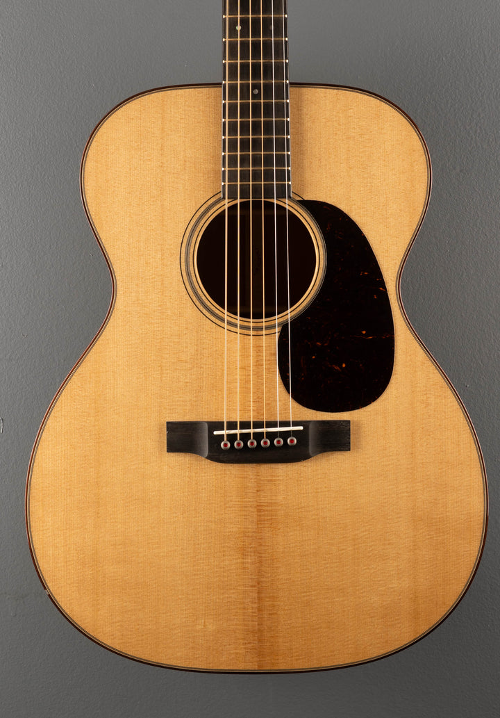 000-18 Modern Deluxe