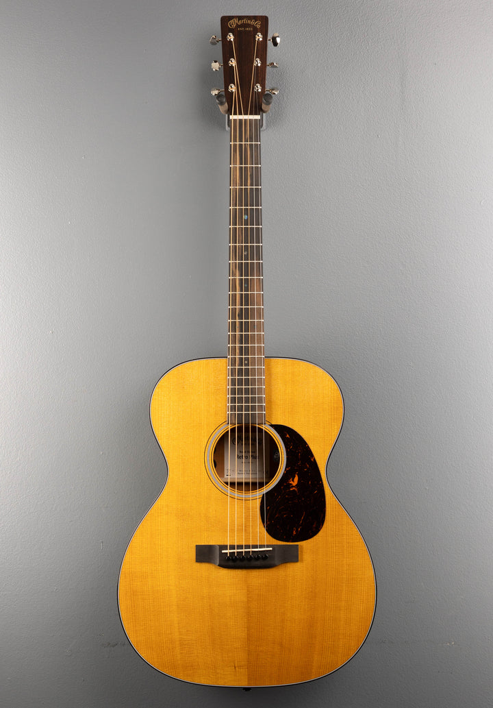 000E Retro Plus Mahogany