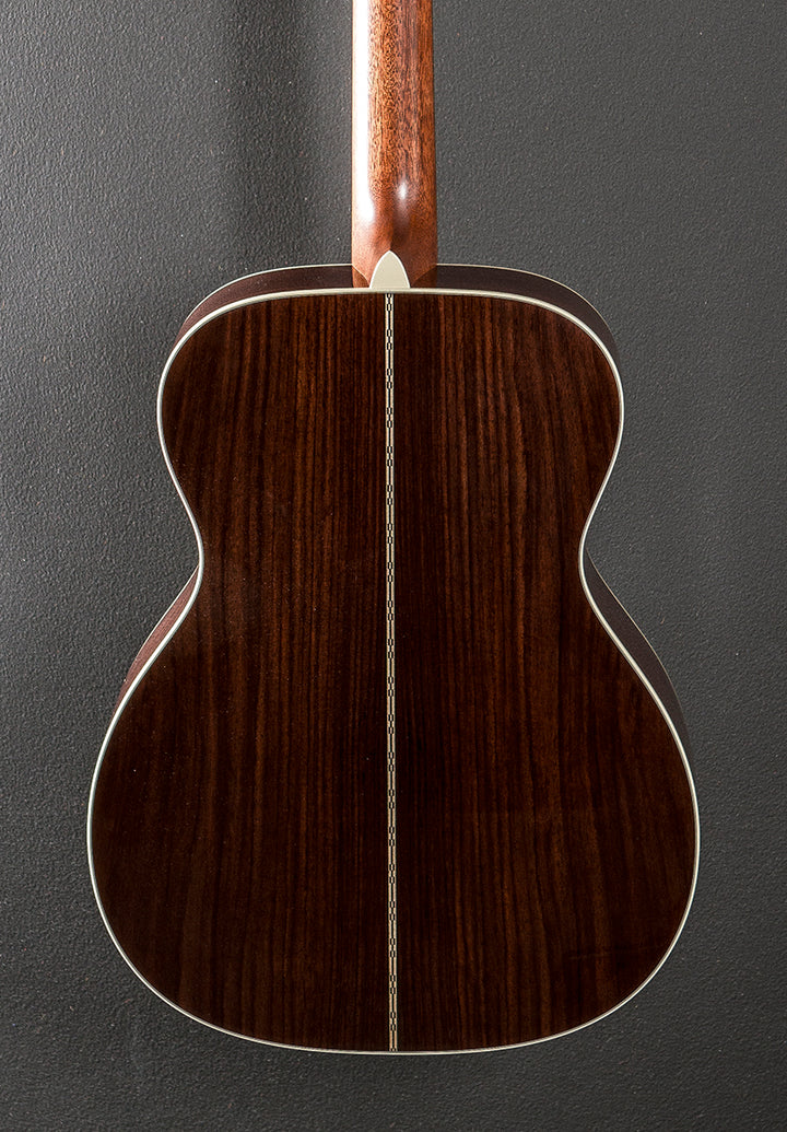 New for 2025 OM-28 Left Hand - Gloss Natural