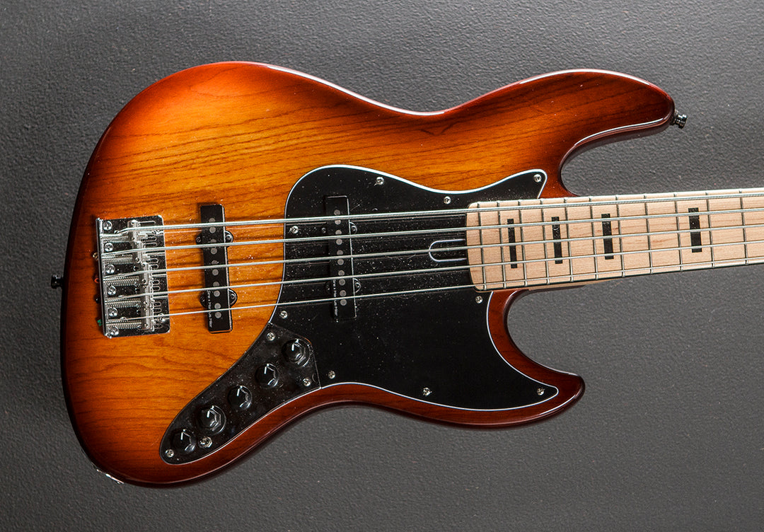 Marcus Miller V7 Vintage 5 String Bass '22