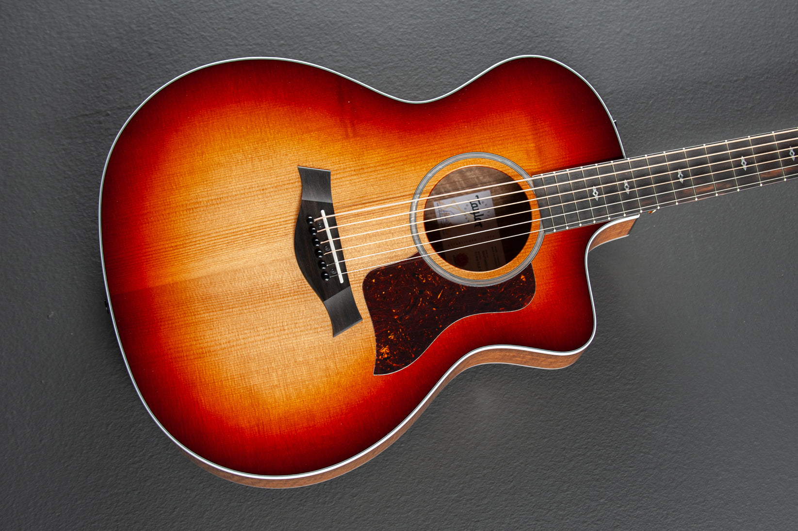 ベティページ 214CE DLX SEB – Dave's Guitar Shop