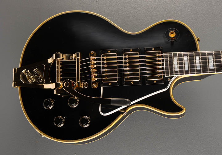 1957 Les Paul Custom Reissue - VOS Ebony 3 Pickup w/Bigsby