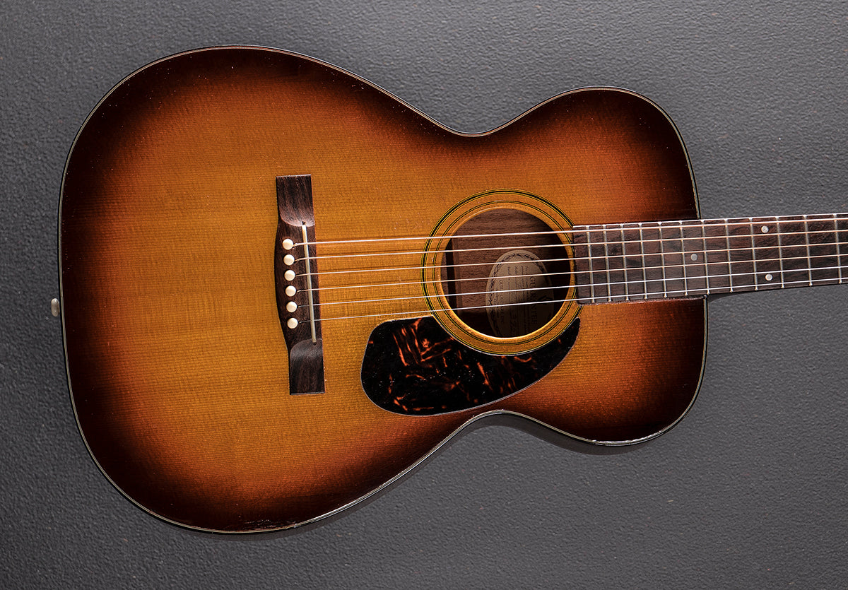 F-20 Troubadour '66 – Dave's Guitar Shop