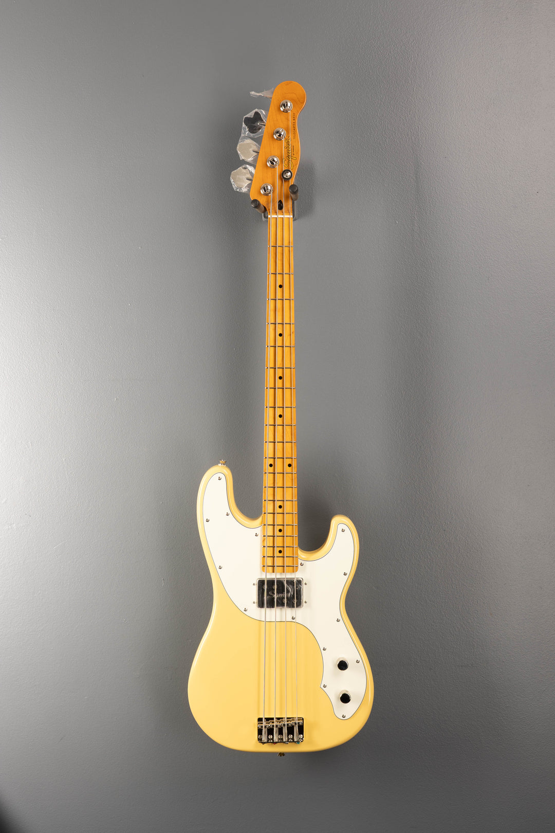 Classic Vibe Telecaster Bass - Vintage White
