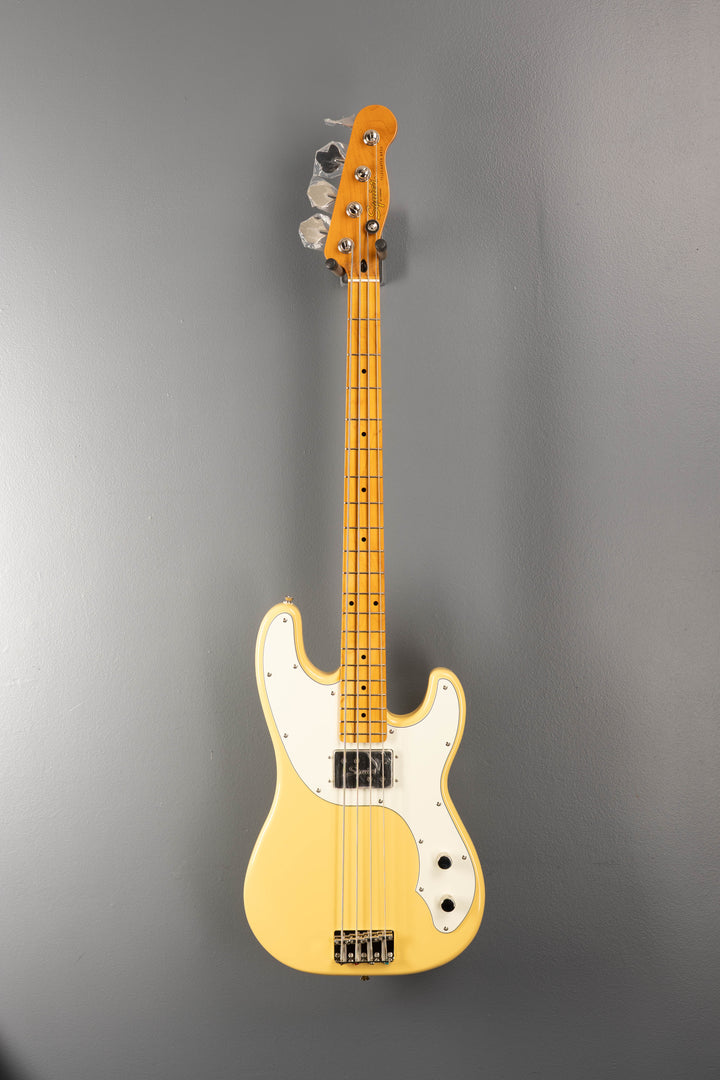 Classic Vibe Telecaster Bass - Vintage White
