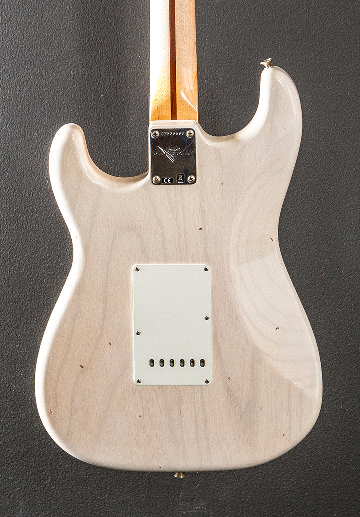 Used Eric Clapton Signature Journeyman Relic Strat '18