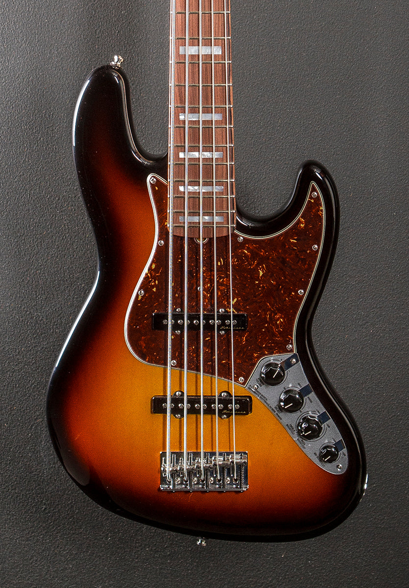 Used Custom Classic 5 String Jazz Bass '24