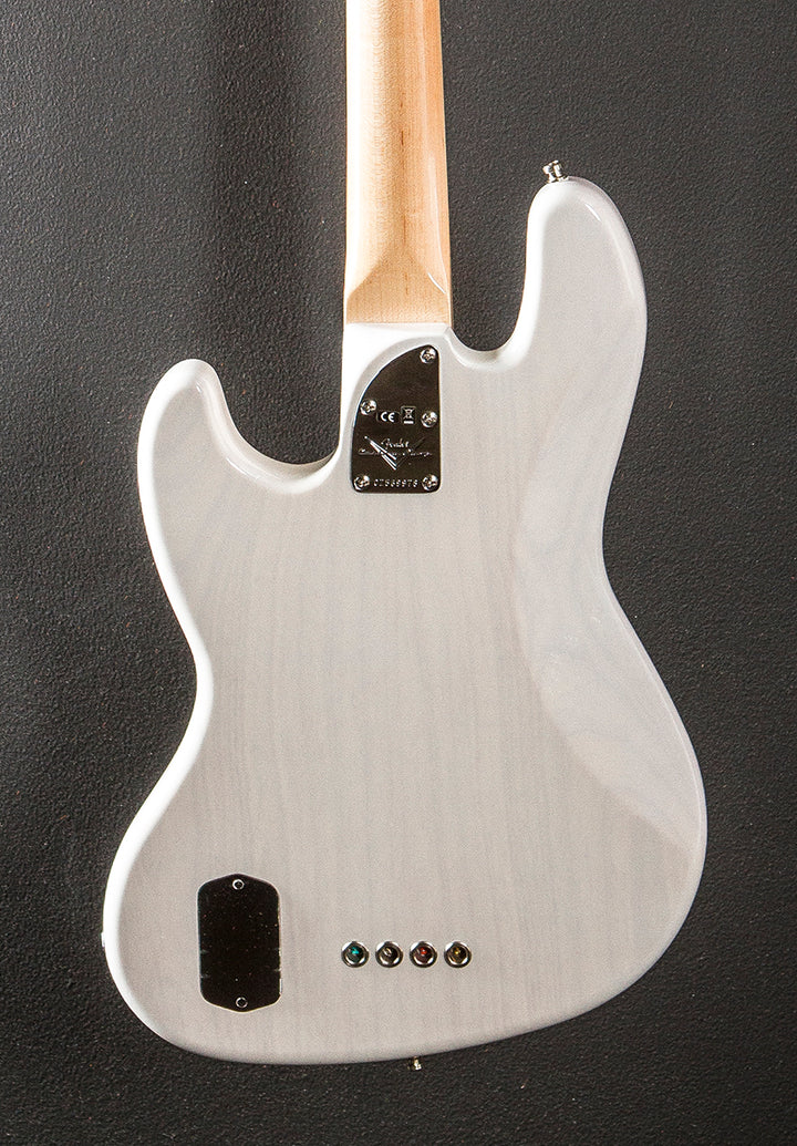 Used Custom Classic Jazz Bass '24