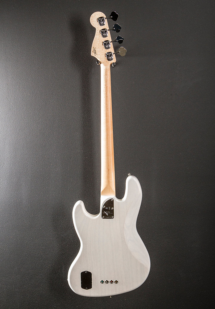 Used Custom Classic Jazz Bass '24