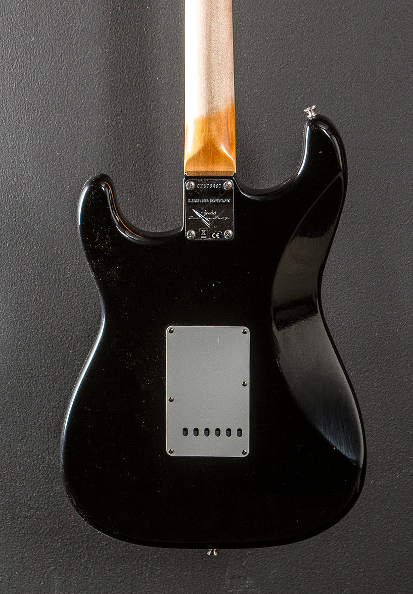 Used Limited Edition 1964 Journeyman Relic Strat '24