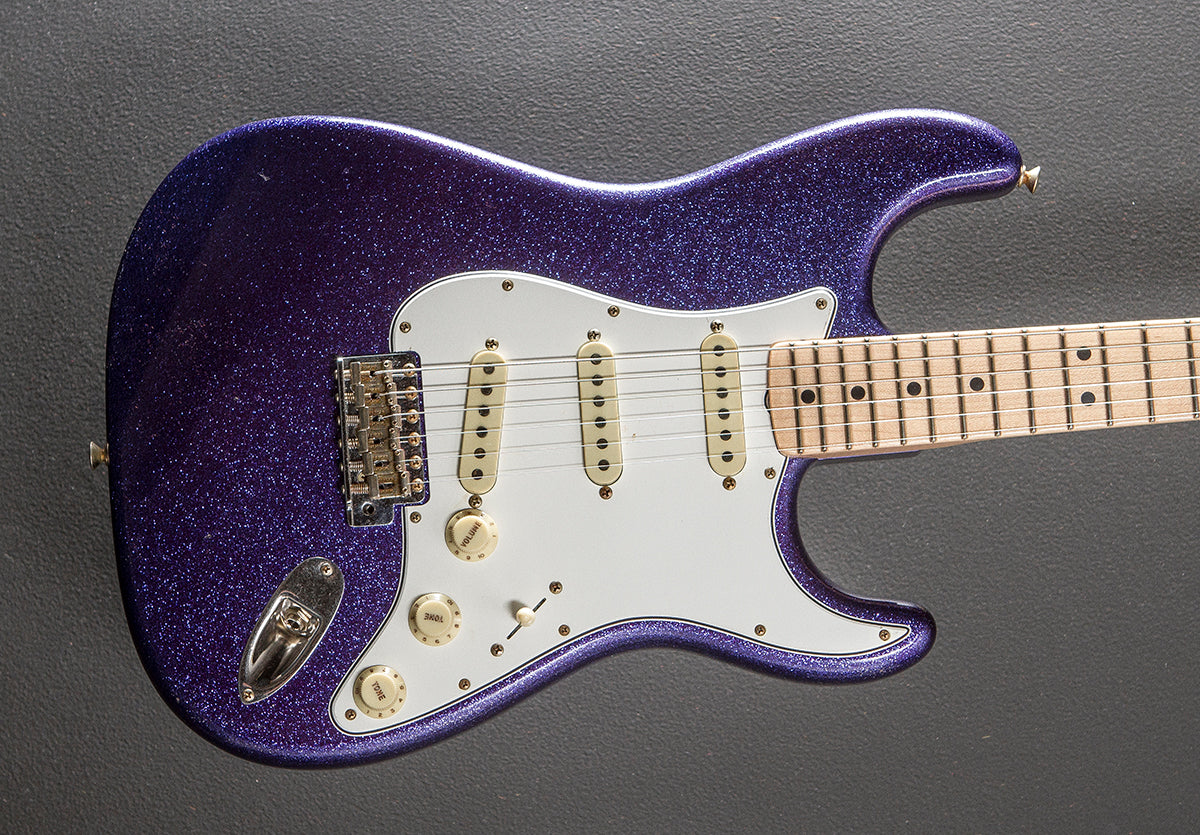 Limited Edition 1969 Journeyman Relic Strat – Dave's Guitar Shop