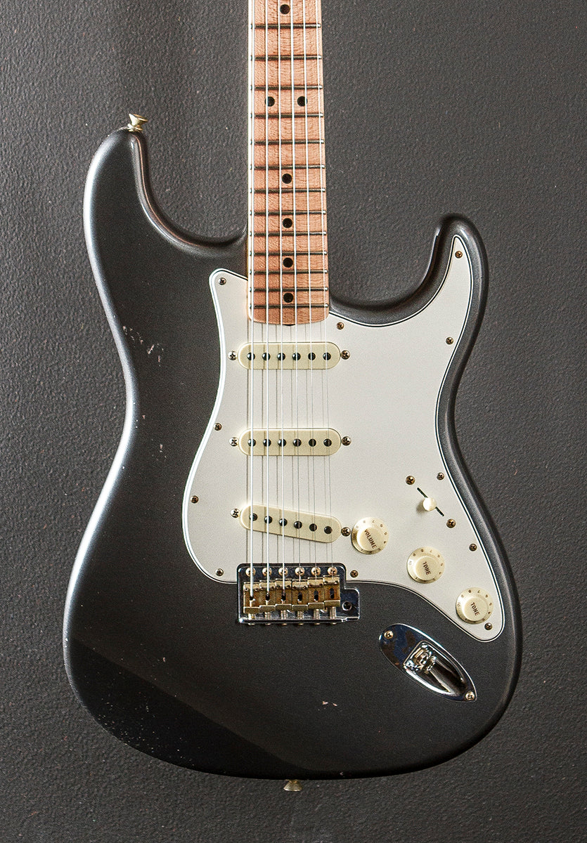 Used Limited Edition 1968 Journeyman Relic Strat '24
