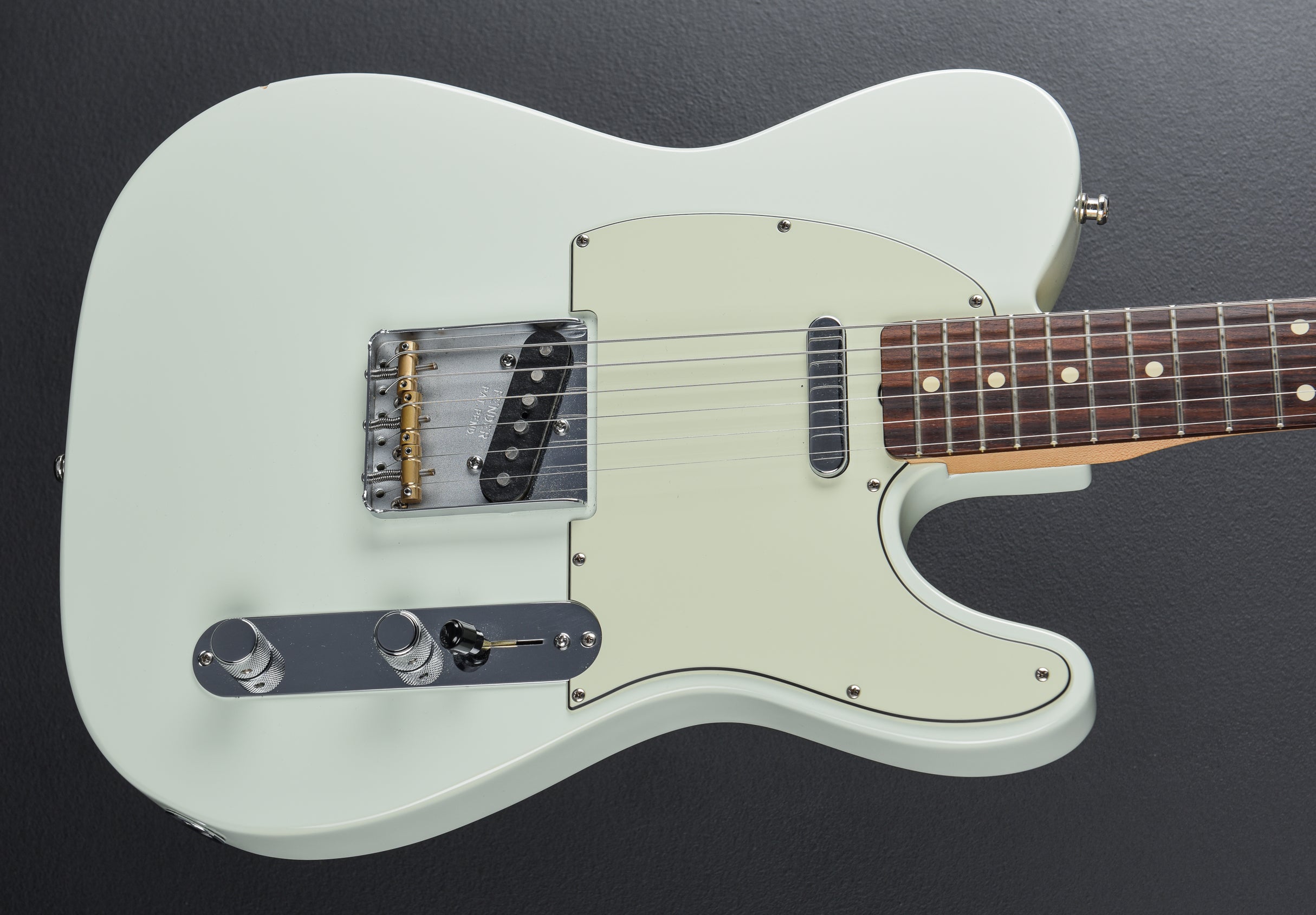 Used Classic Player Baja 60's Tele '16 – Dave's Guitar Shop