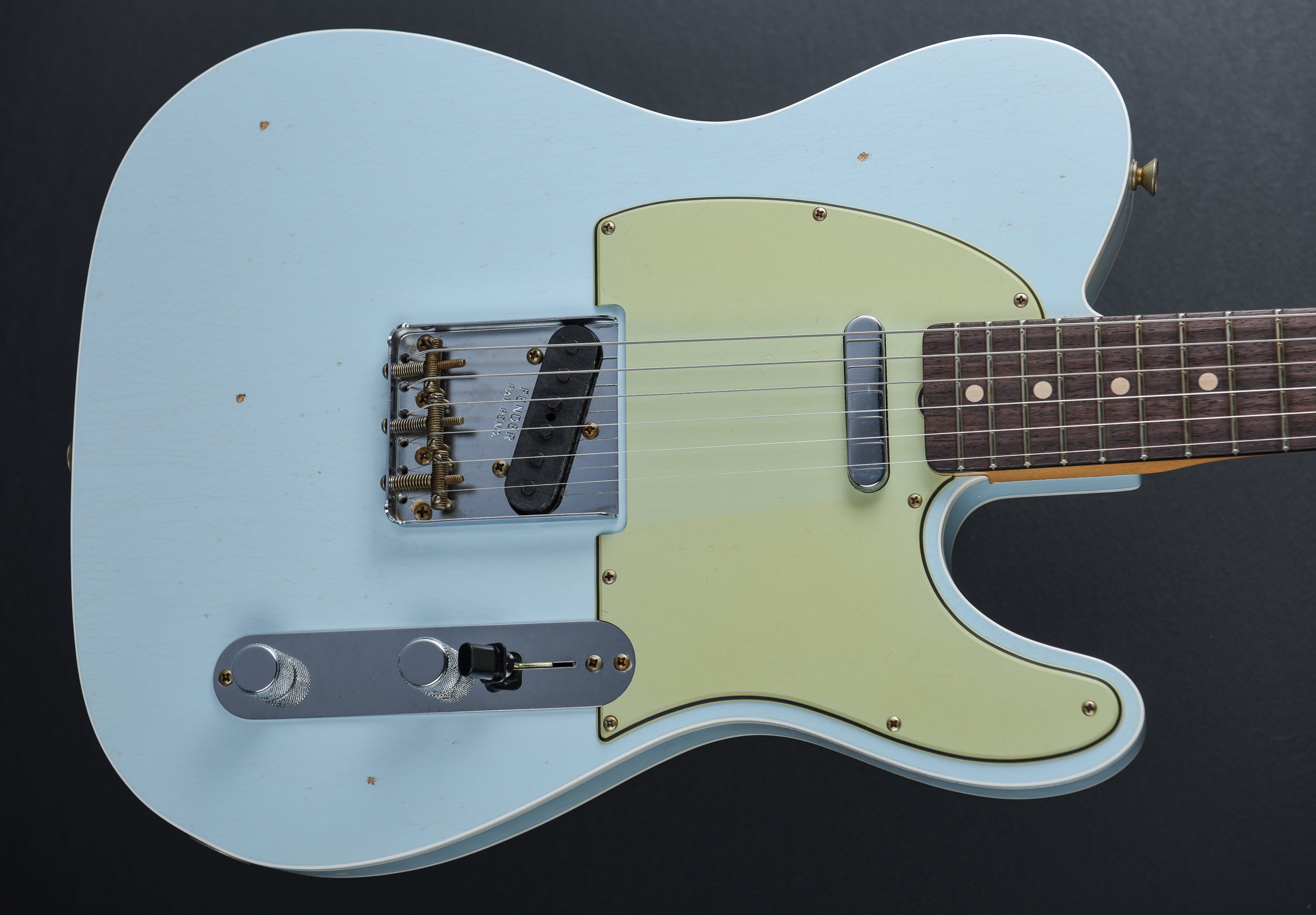 DCS_1852-4_62f8562d-5e60-48a4-