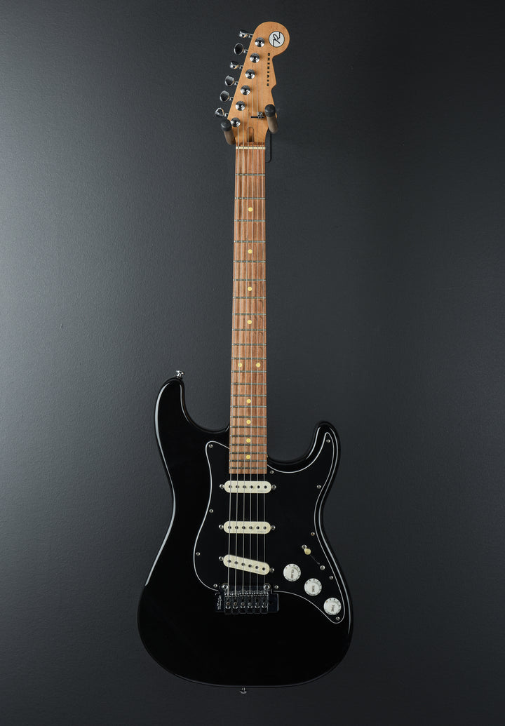 Gil Parris Signature '21