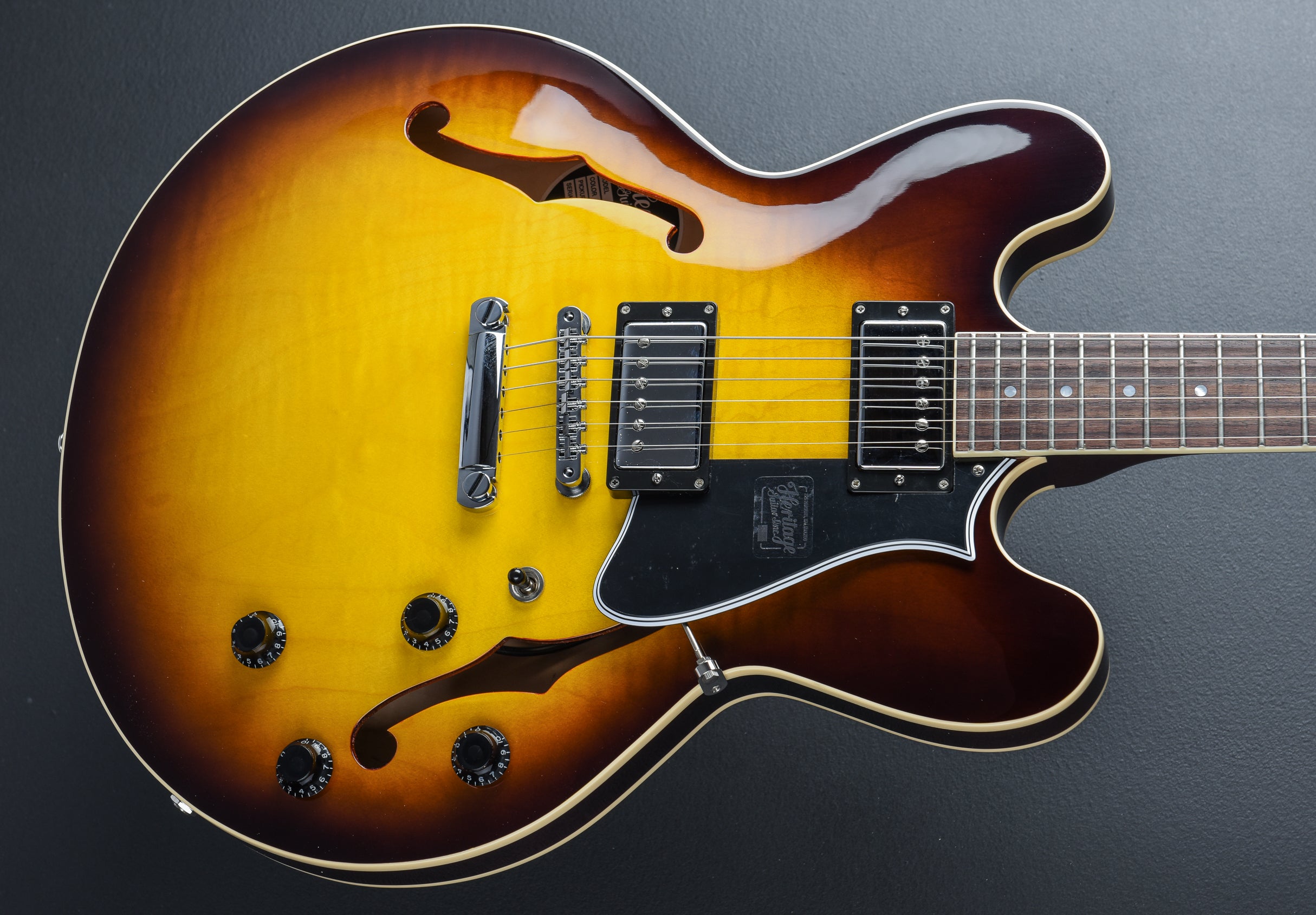 邦楽 586 HALFBY half works Standard Collection H-535 Semi-Hollow - Original Sunburst – Dave's
