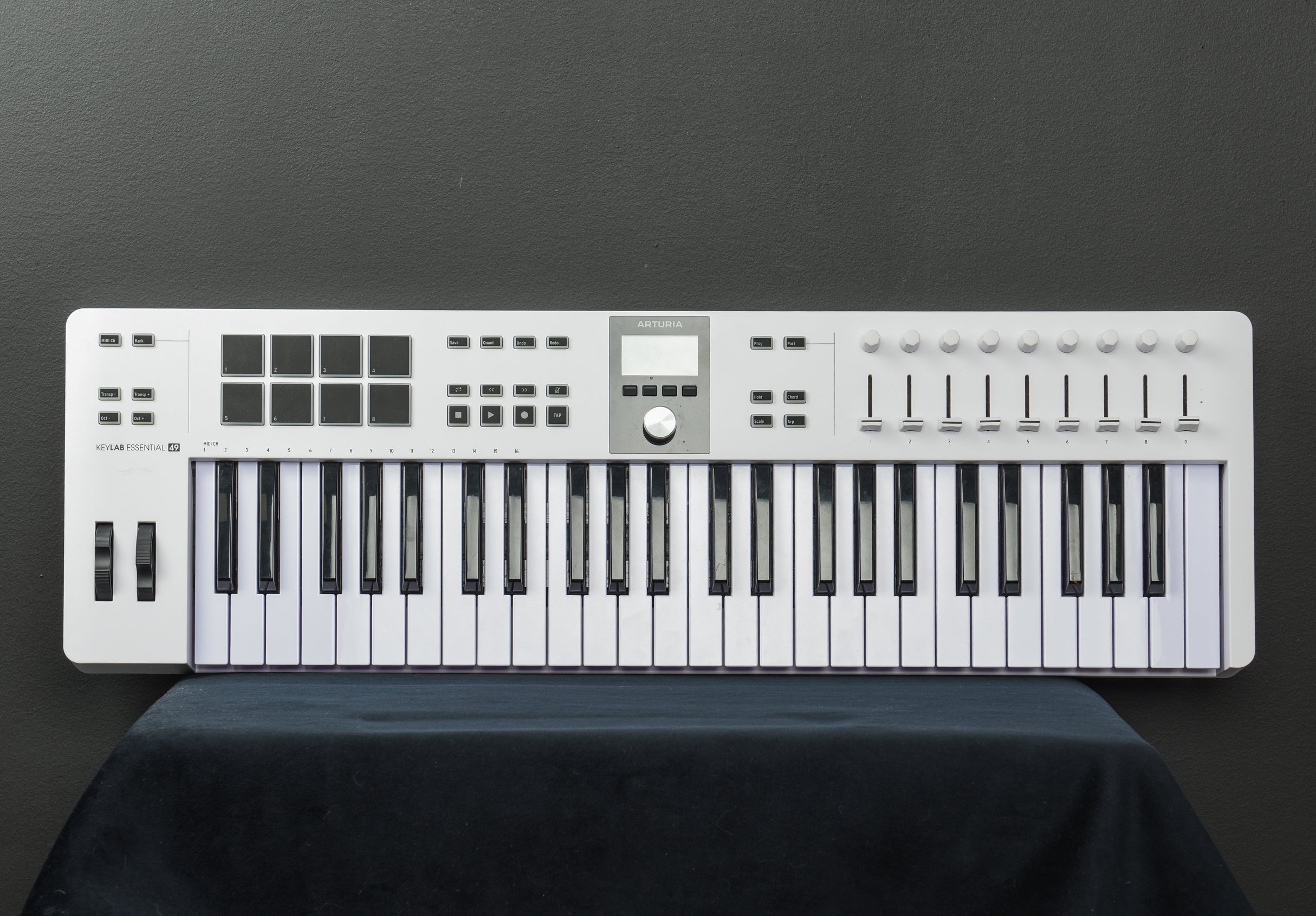 Keylab Essential 49, Recent – Dave display picture 1