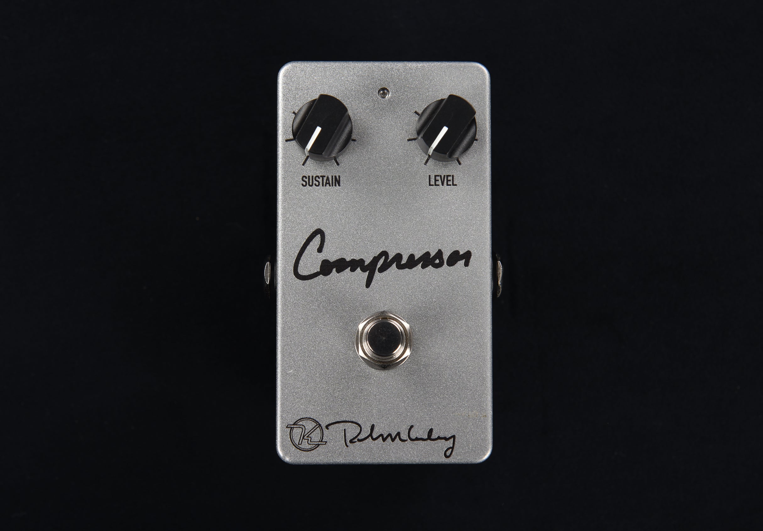 C2 2-Knob Compressor, Recent – Dave's Guitar Shop