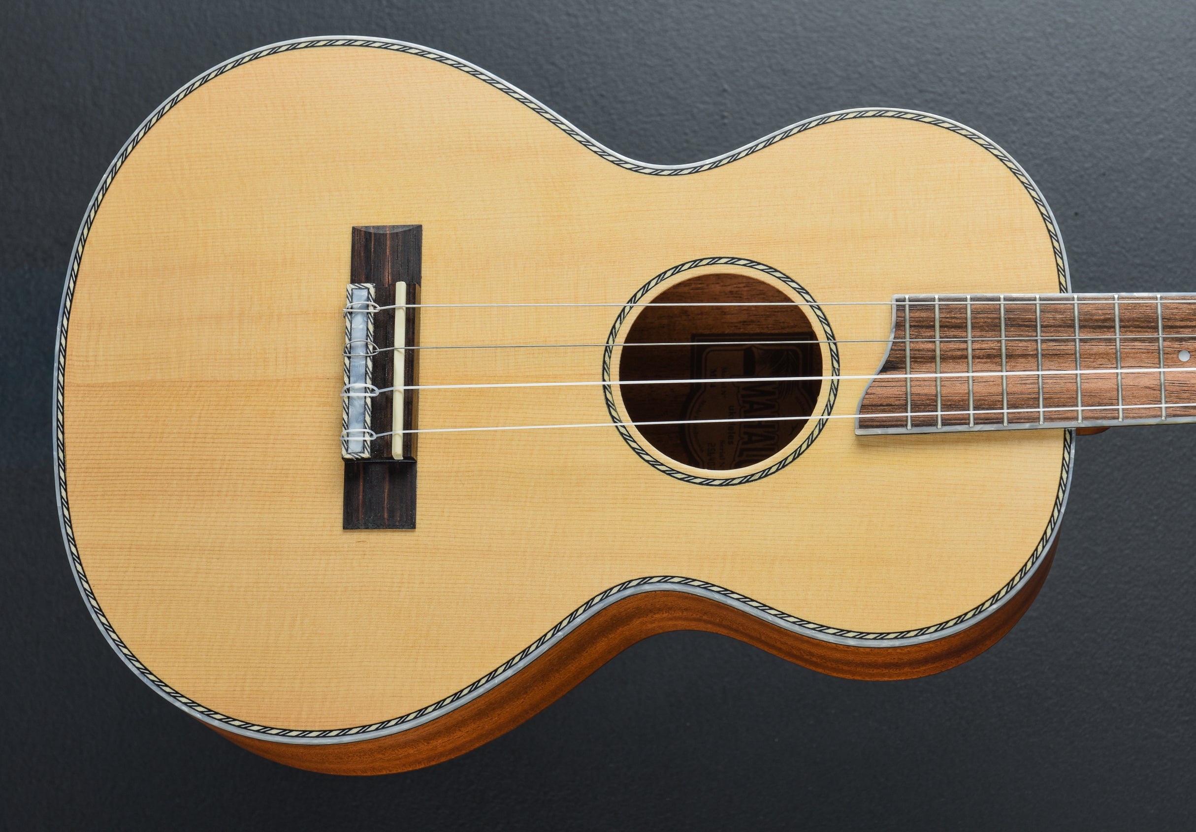 MP4 Pearl Series Baritone Ukulele – Dave's Guitar Shop