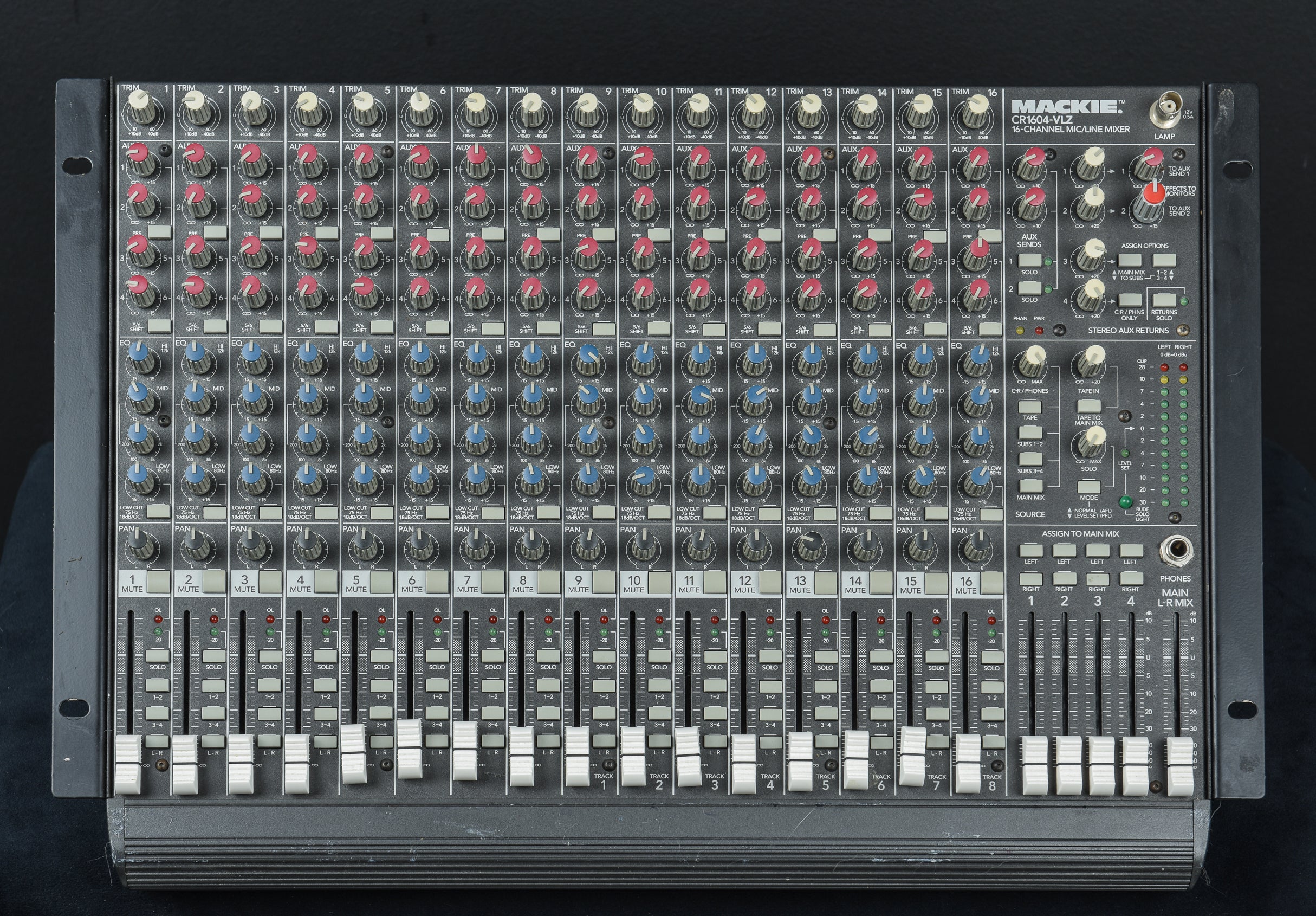1604 VLZ Pro - 16 Channel Mic/Line Mixer '90s – Dave's Guitar Shop