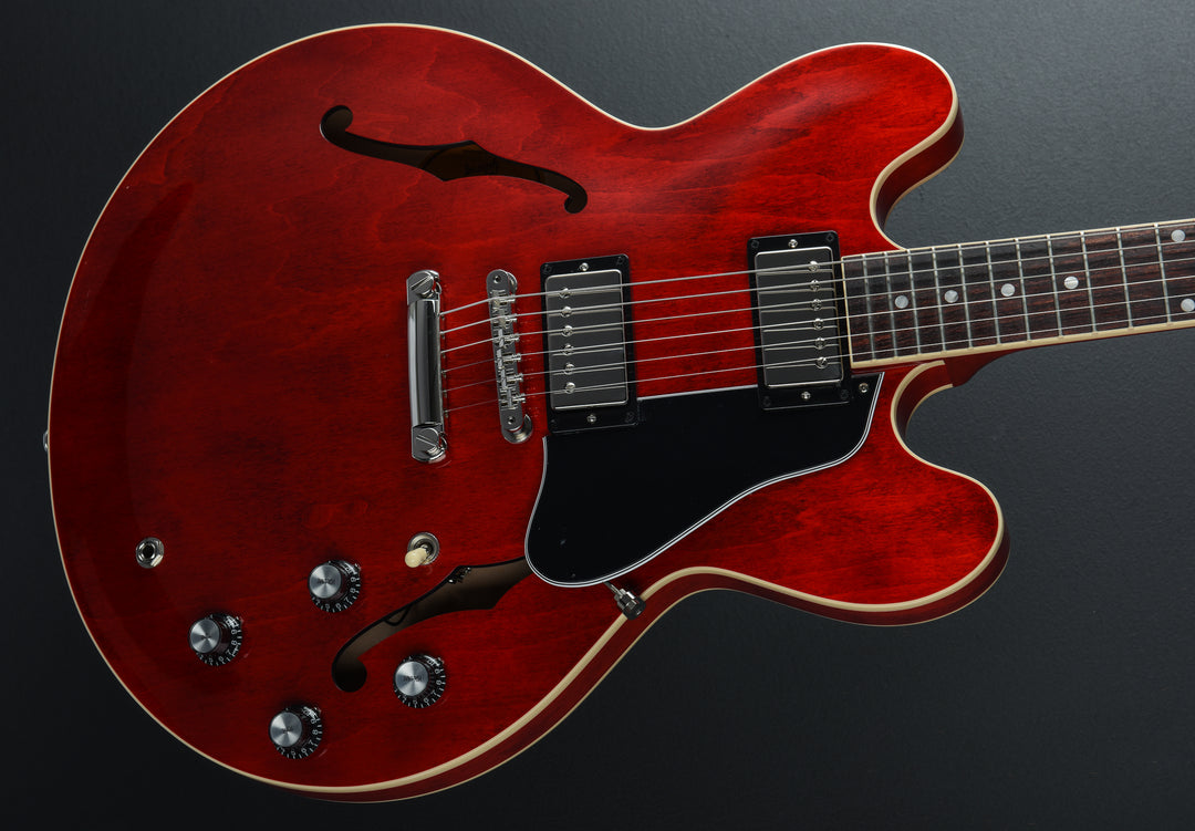 ES-335 - Sixties Cherry