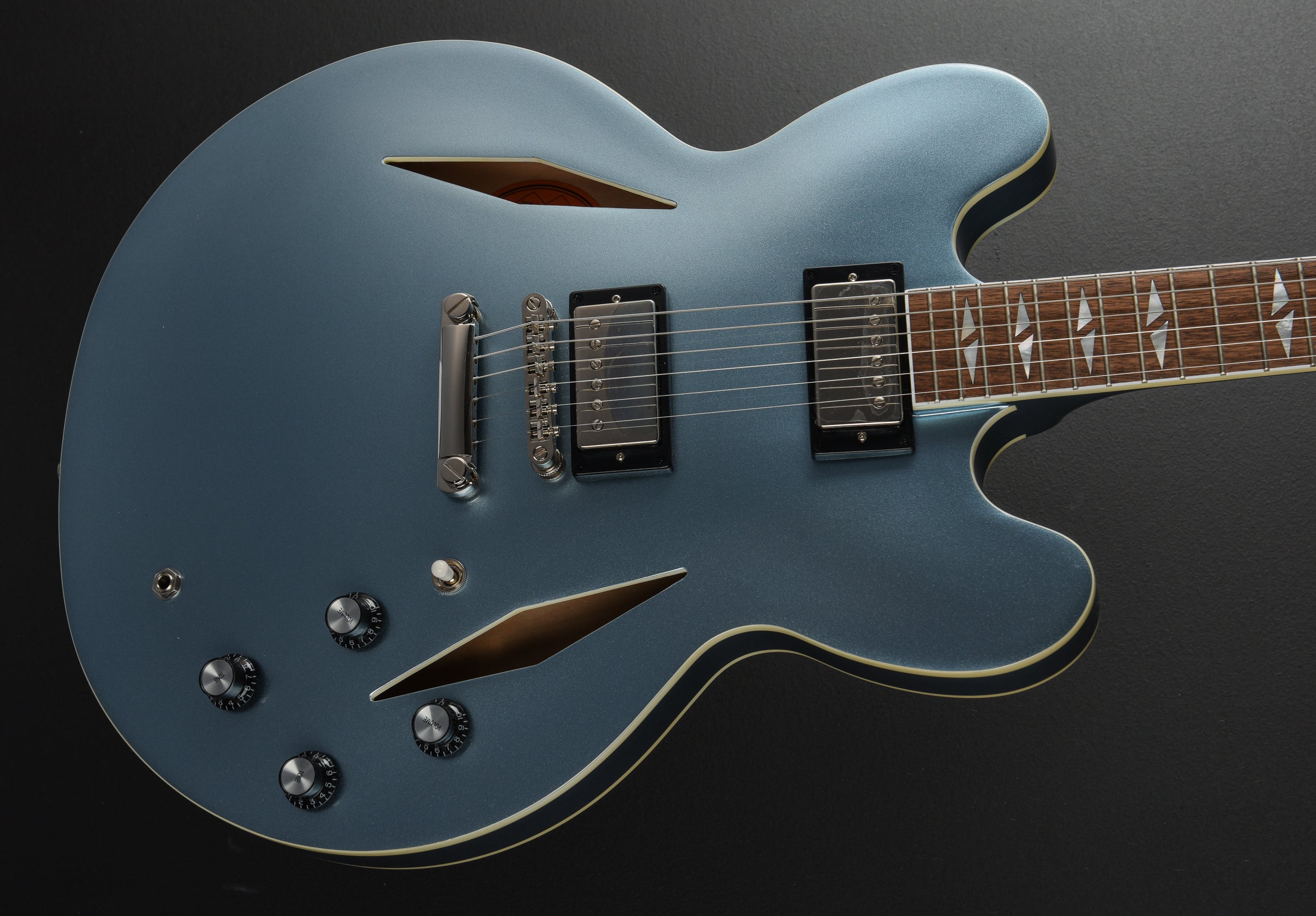 ギター Epiphone Dave Grohl DG-335 Pelham Blue epiphone-epiphone-dave-grohl-