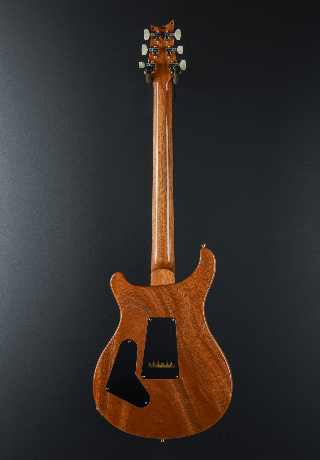 Custom 24 10 Top - Black Gold