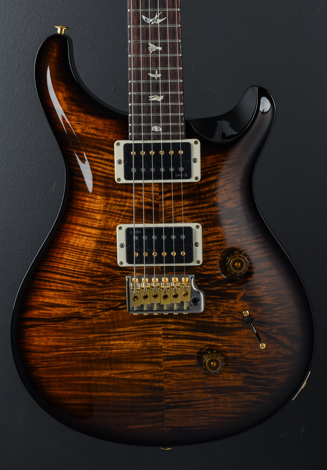 Custom 24 10 Top - Black Gold Wraparound Burst