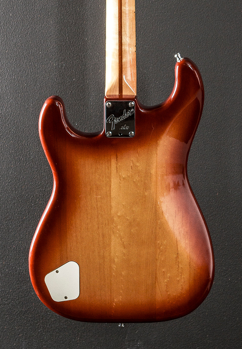 Used Elite Series Strat '83