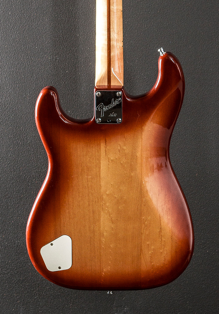 Used Elite Series Strat '83