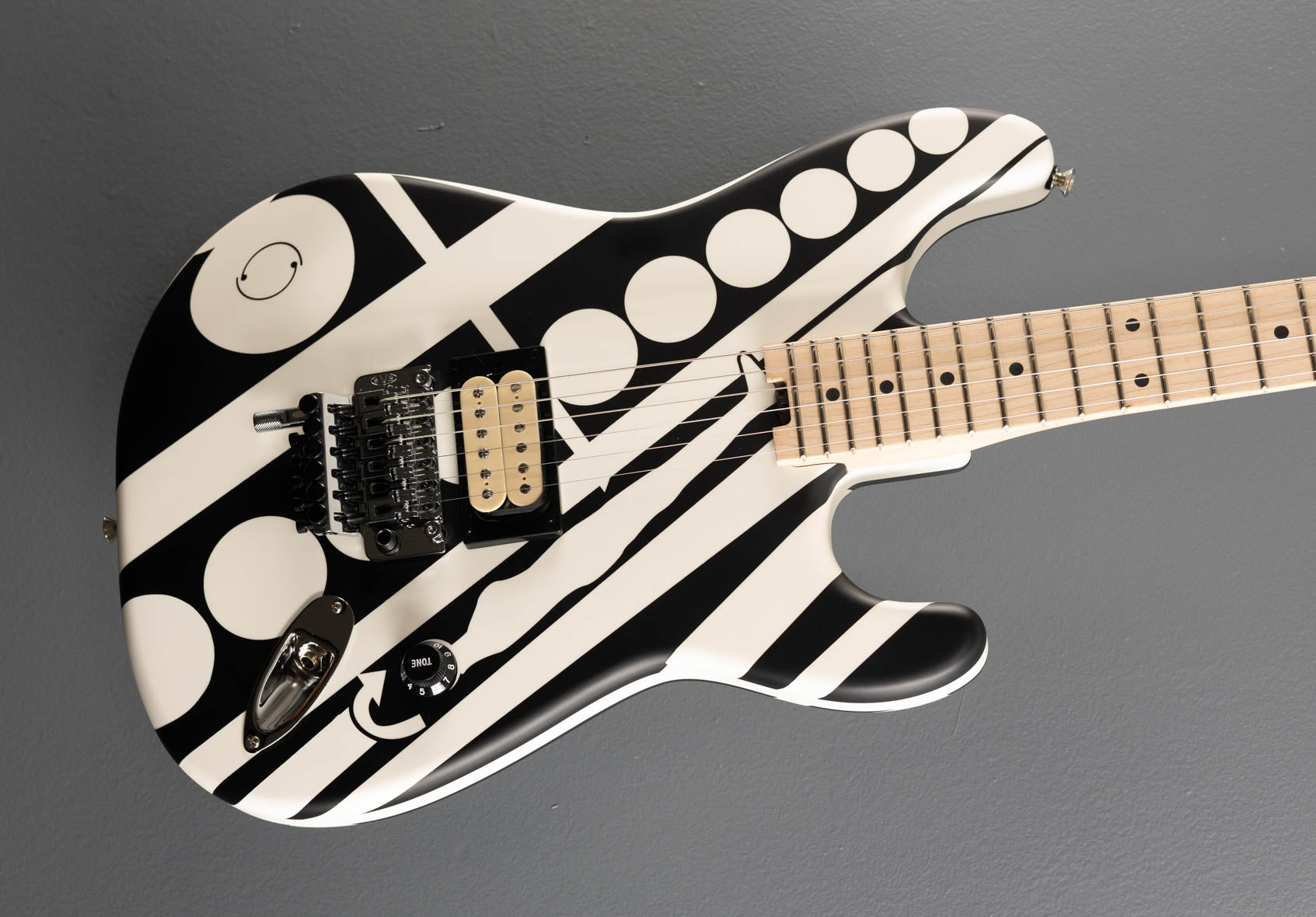 Striped Series Circles White and Black Dave s Guitar Shop