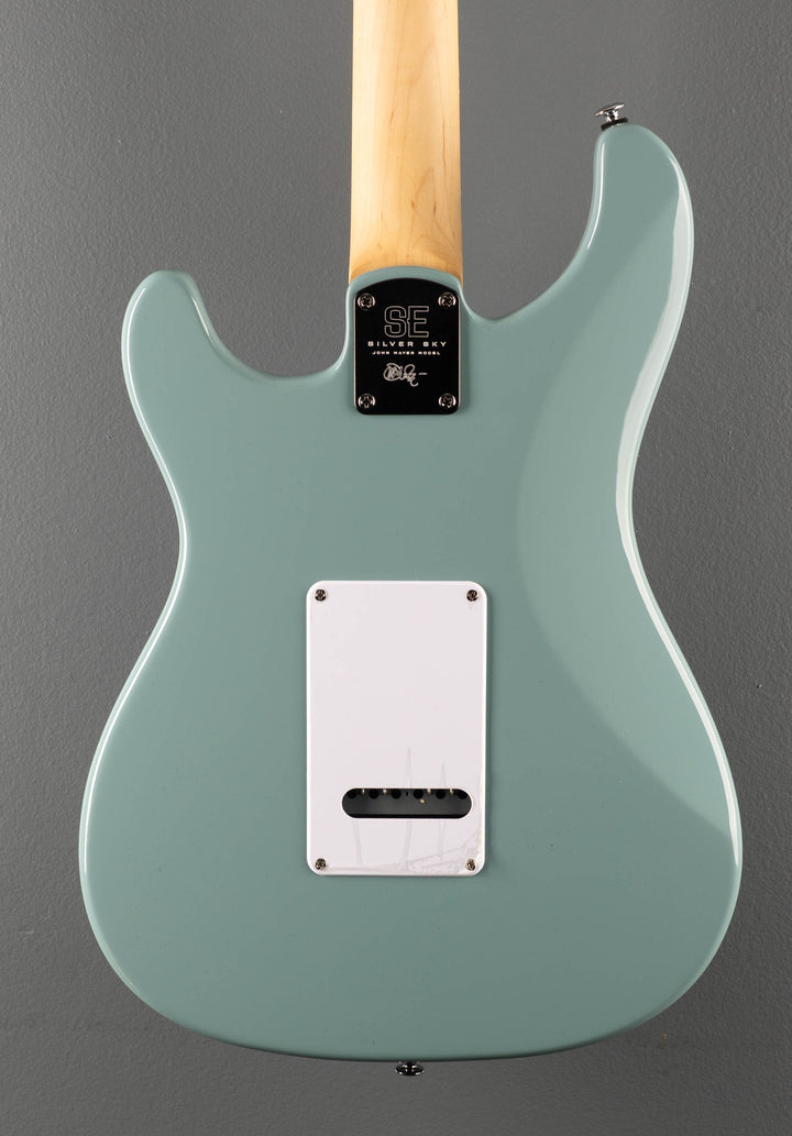SE Silver Sky w/Rosewood, '23